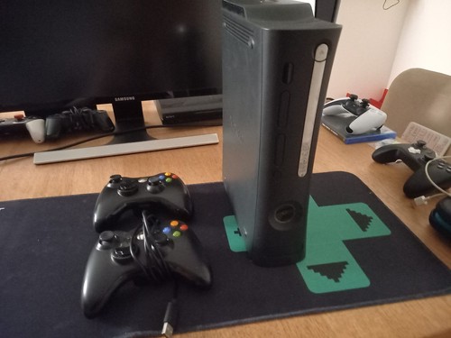 Xbox 360 120gb elite completa - 360,